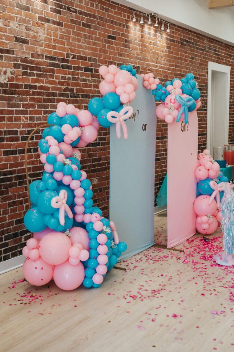 gender reveal balloon garland