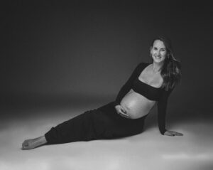 black and white maternity photo