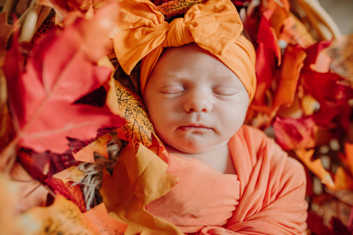 fall newborn photo idea